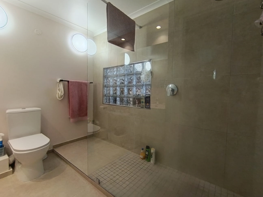 2 Bedroom Property for Sale in Rondebosch Western Cape